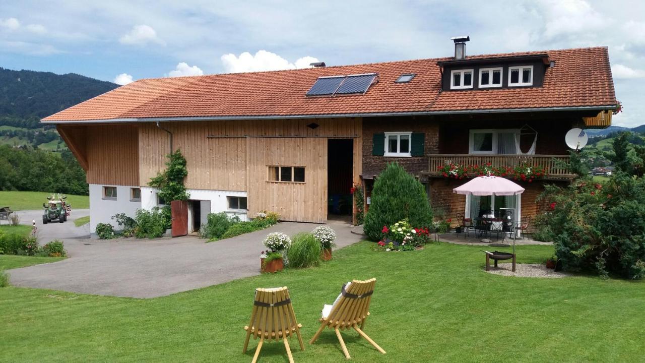 Familienbauernhof Koess Schertler Bed & Breakfast Egg Exterior photo